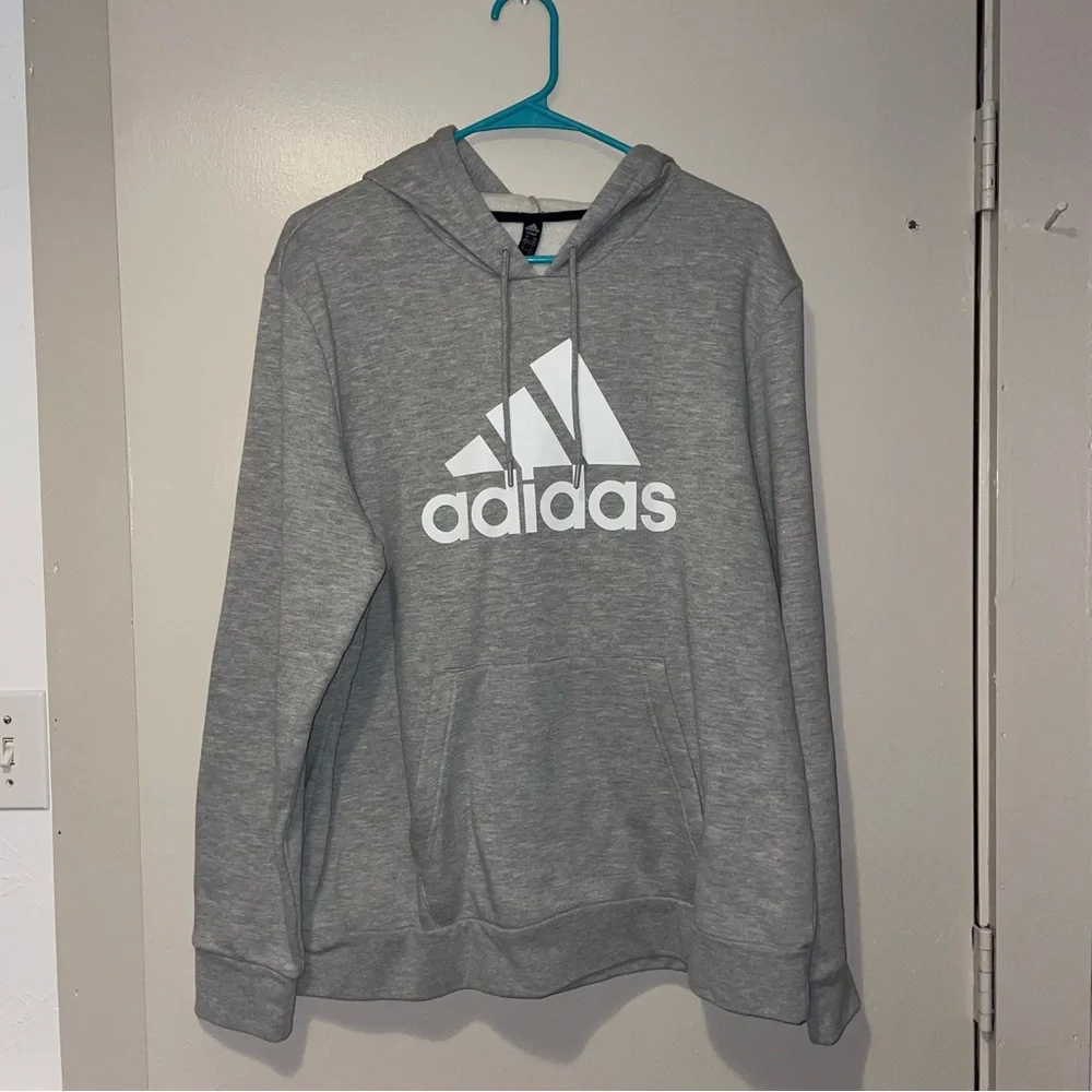 Adidas Sweatshirt - Picture 1 of 3